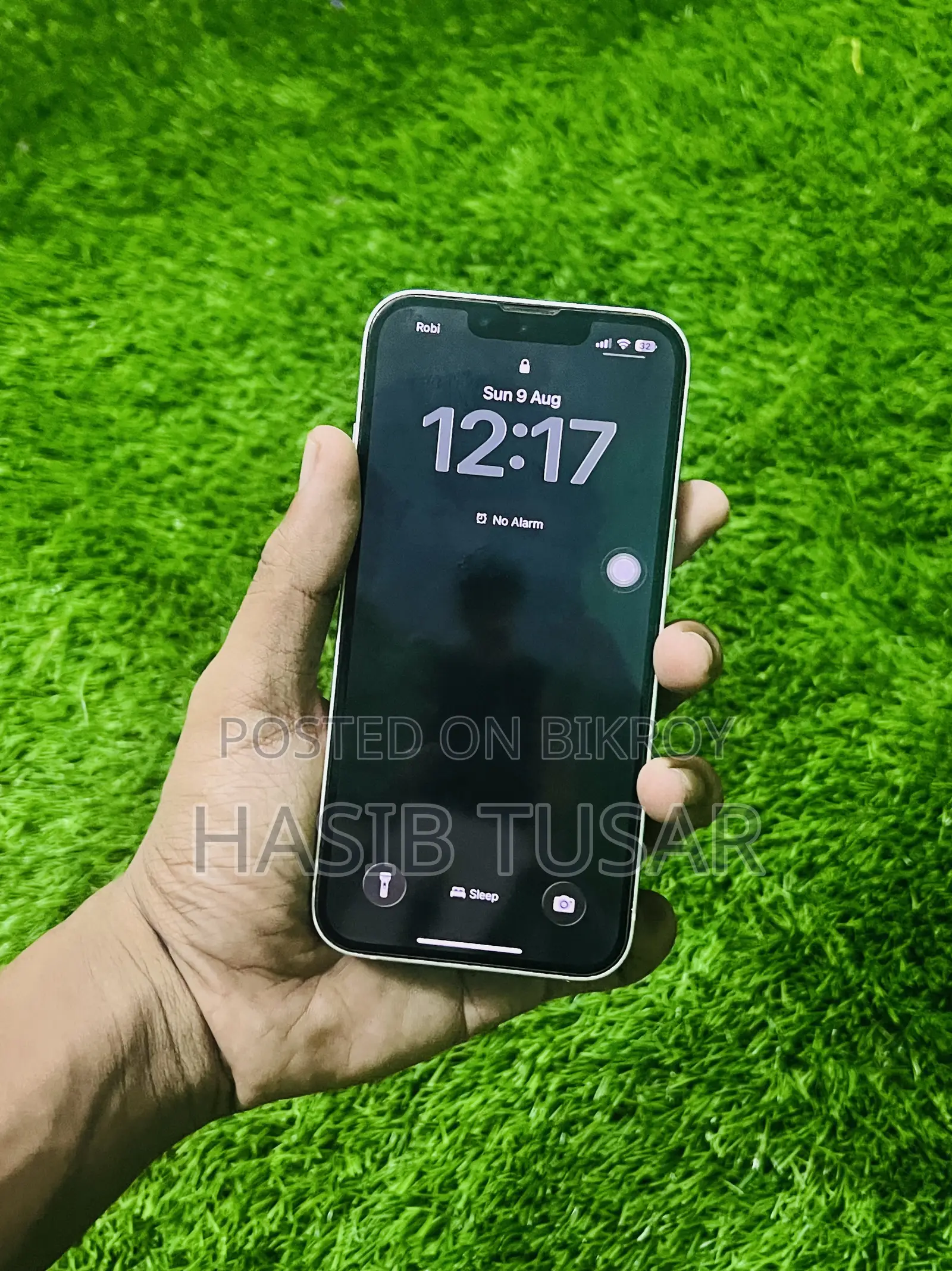 অ্যাপল আইফোন ১৩ ১২৮ জিবি হোয়াইট
