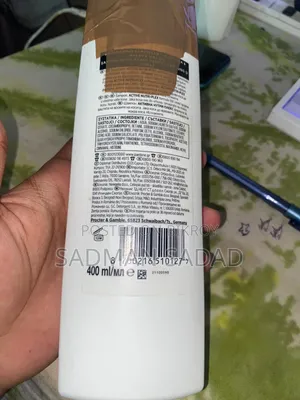ইতালি থেকে আমার খালা এই ২টা শ্যাম্পু পাঠিয়েছেন