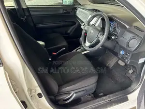 Toyota Corolla Fielder 2021 White