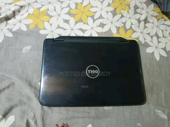 Laptop Dell 4GB Intel Core I3 HDD 500GB