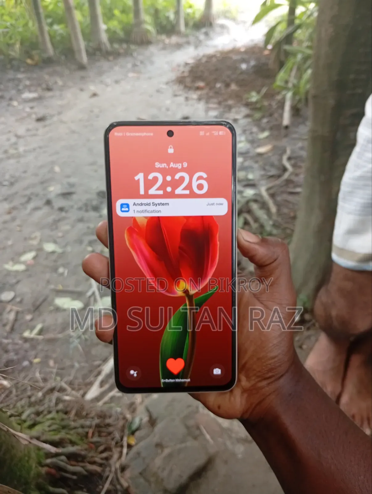 রিয়েলমি ১০ প্রো প্লাস ২৫৬ জিবি গোল্ড