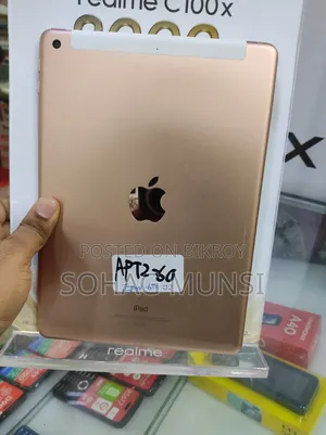 Apple iPad 9.7 32 GB Silver