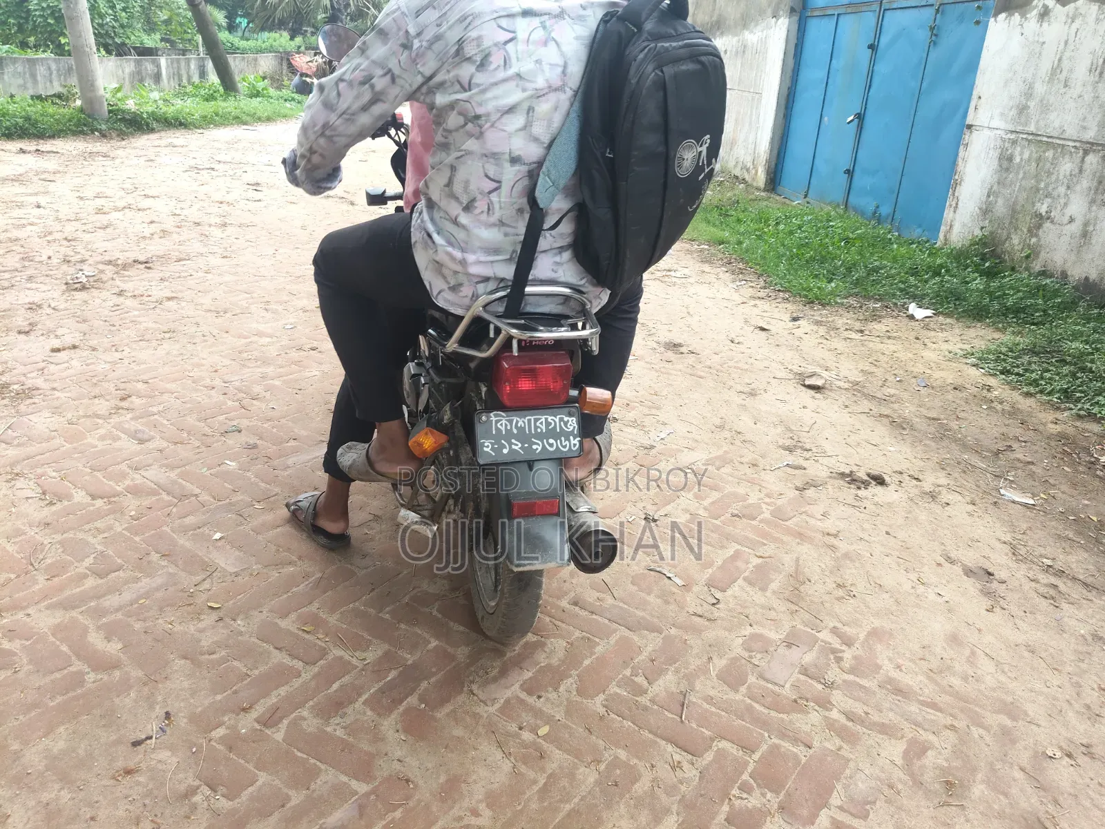 হিরো ২০২২ ব্ল্যাক