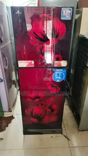 ২২০ লিটার রানিং ওয়ালটোন ফ্রিজ বিক্রি করা হবে।