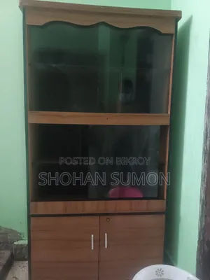 Almirah (Showcase)