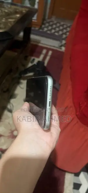অ্যাপল আইফোন ১১ ৬৪ জিবি গ্রিন
