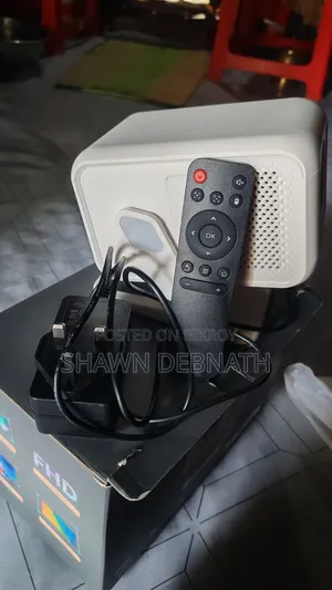 Magcubic HY310X Mini Android Projector