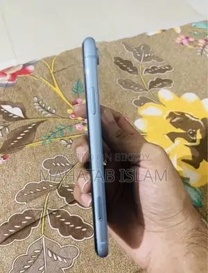 অ্যাপল আইফোন এক্সআর ৬৪ জিবি নীল