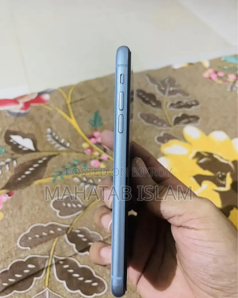 অ্যাপল আইফোন এক্সআর ৬৪ জিবি নীল