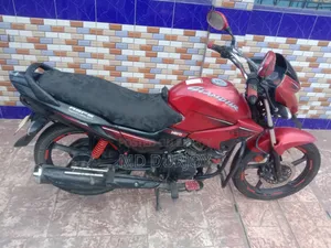 Hero Glamour 2021 Red