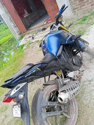 যমাহা এফজেডএস ভি২ ২০১৭ রেড