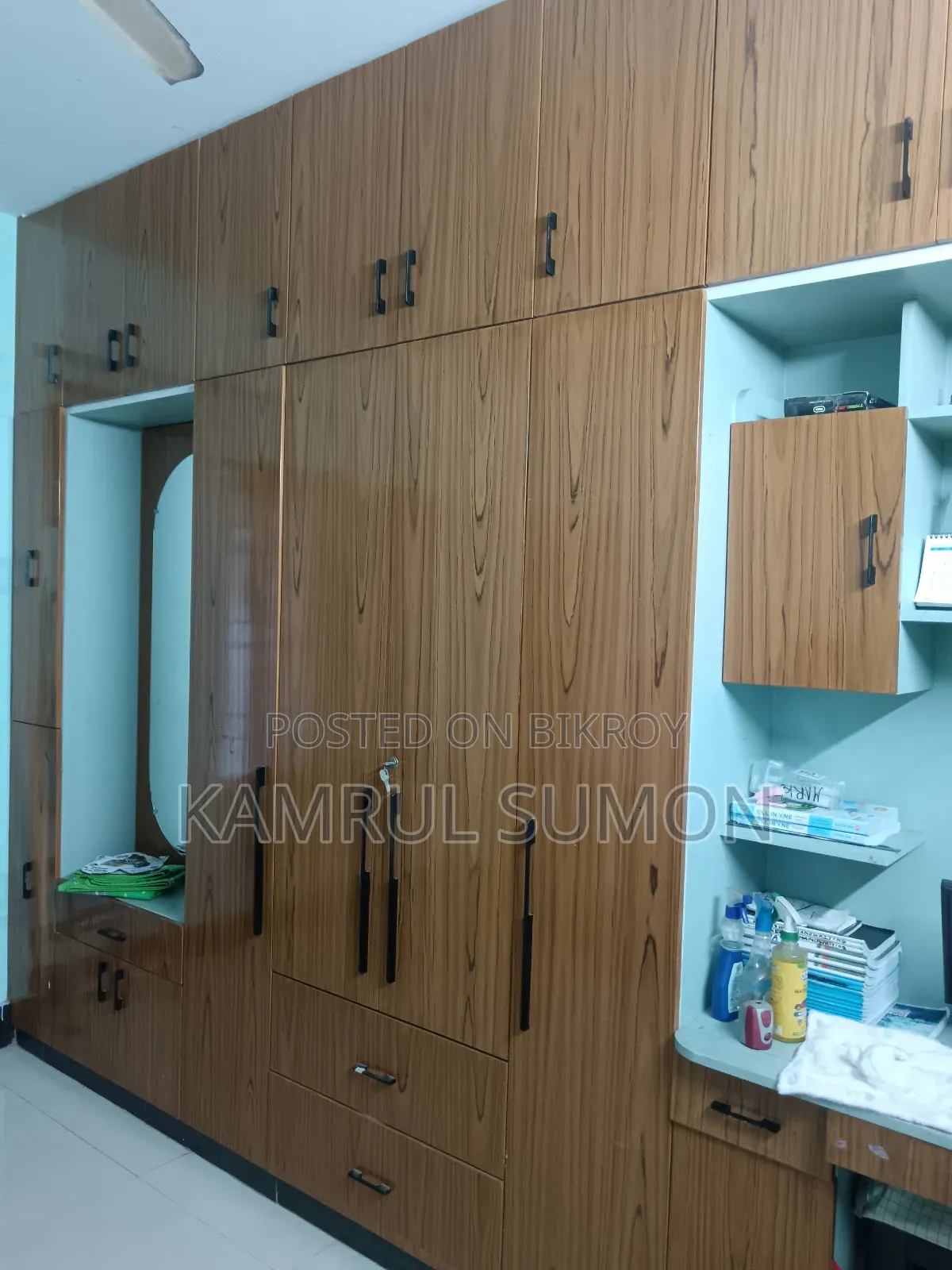 কর্নেলহাটে সাজানো ৩ বেডরুমের অ্যাপার্টমেন্ট বিক্রয়