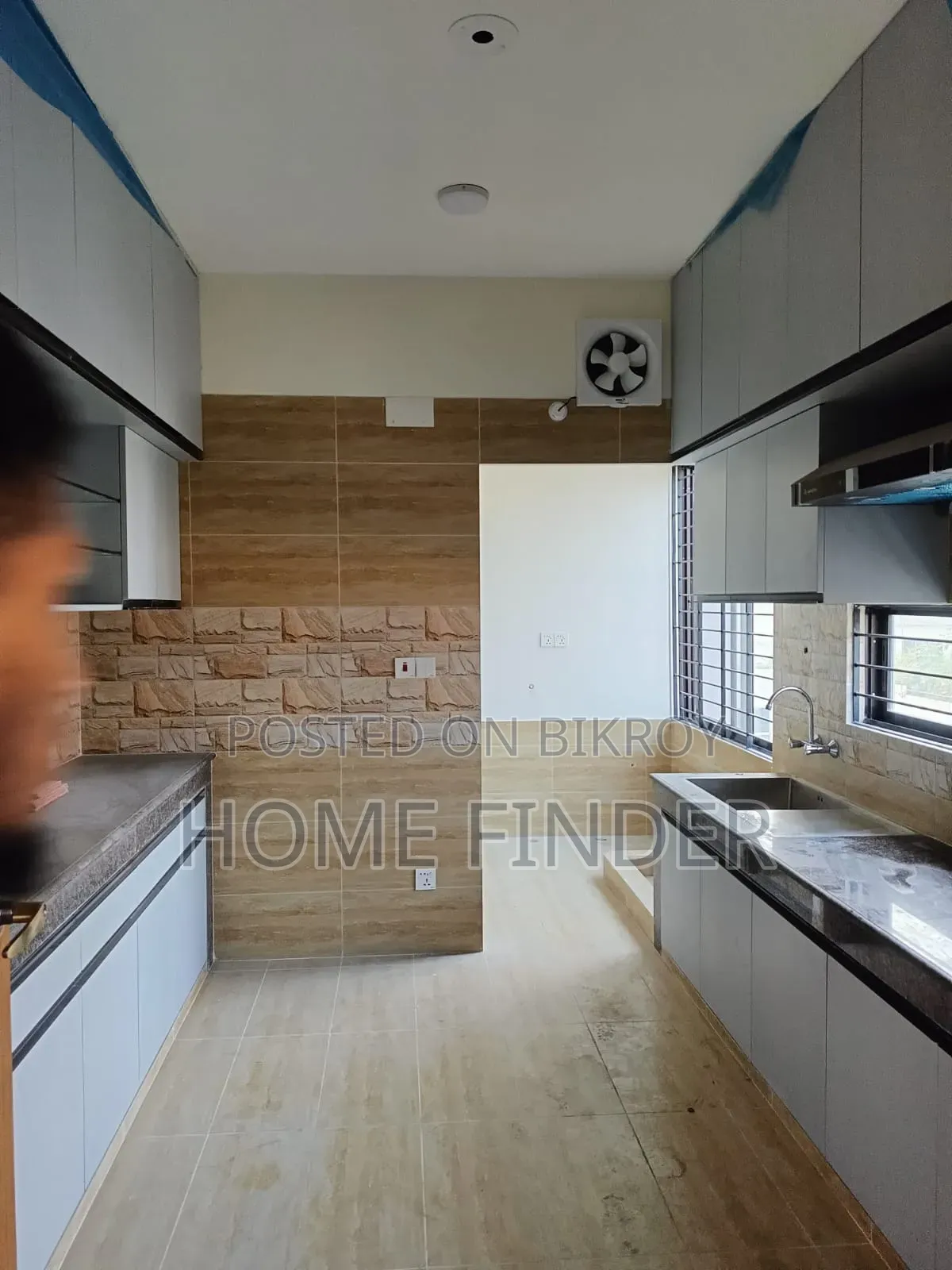 4-Bedroom Apartment in Gulshan for Rent