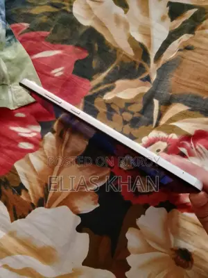 ওয়ালটন ওয়ালপ্যাড ৮জি ৪ জিবি সিলভার