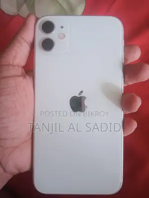 অ্যাপল আইফোন ১১ ১২৮ জিবি সাদা