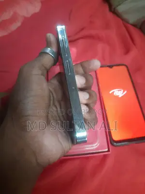আইটেল ম্যাজিক ১ ব্লু