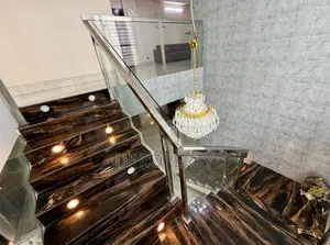 বসুন্ধরায় ৪টি শোবার ঘরসহ সাজানো ডুপ্লেক্স ভাড়ার জন্য