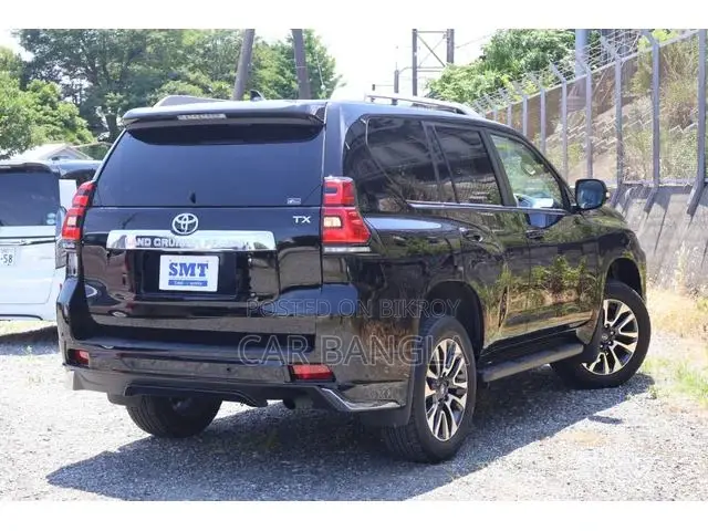 Toyota Land Cruiser Prado 2023 Black