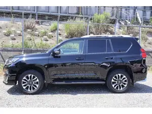 Toyota Land Cruiser Prado 2023 Black