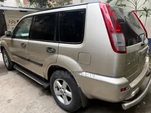Nissan X-Trail 2003 Gold