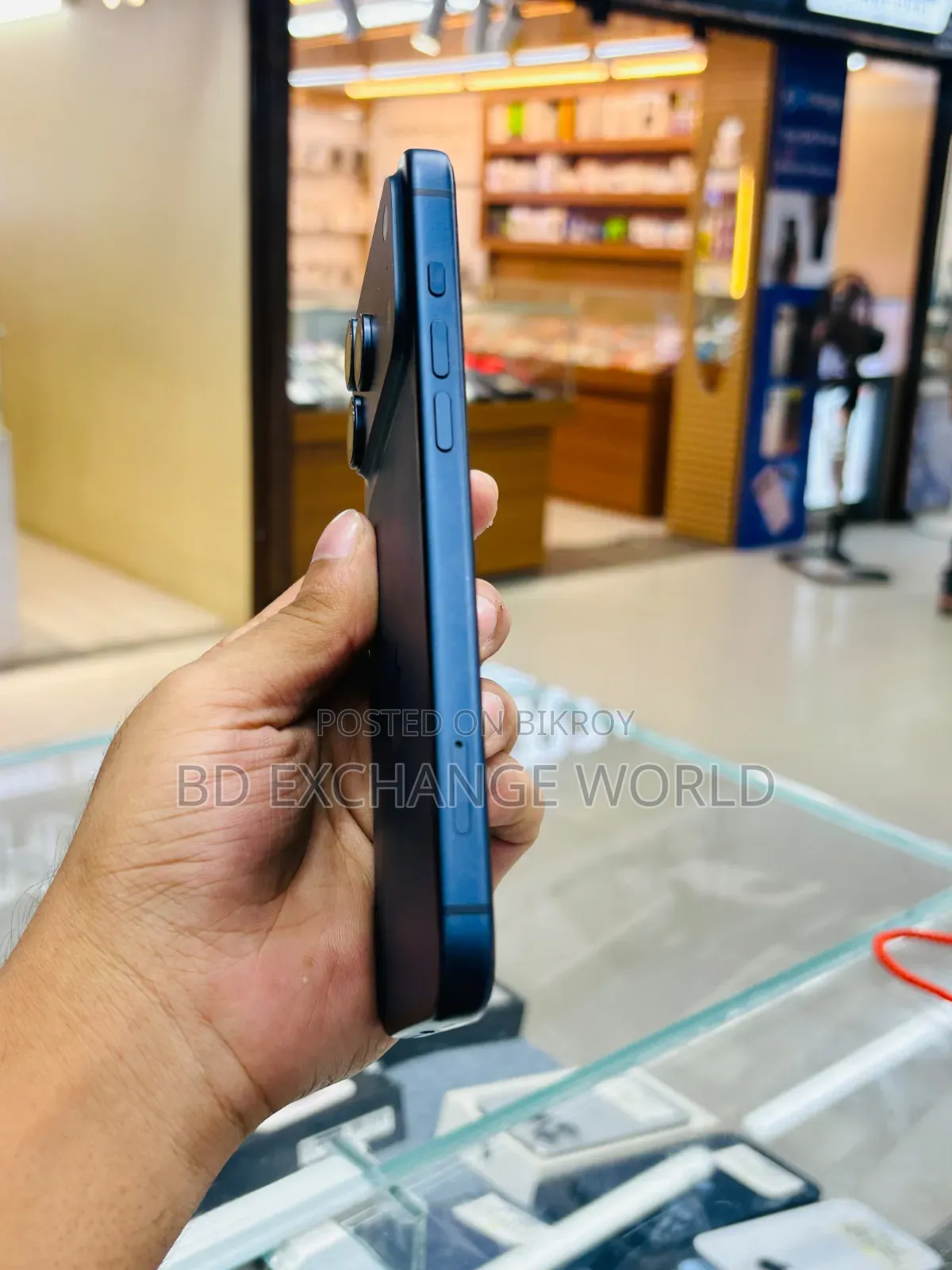 অ্যাপল আইফোন ১৭ প্রো ম্যাক্স ২৫৬ জিবি নীল