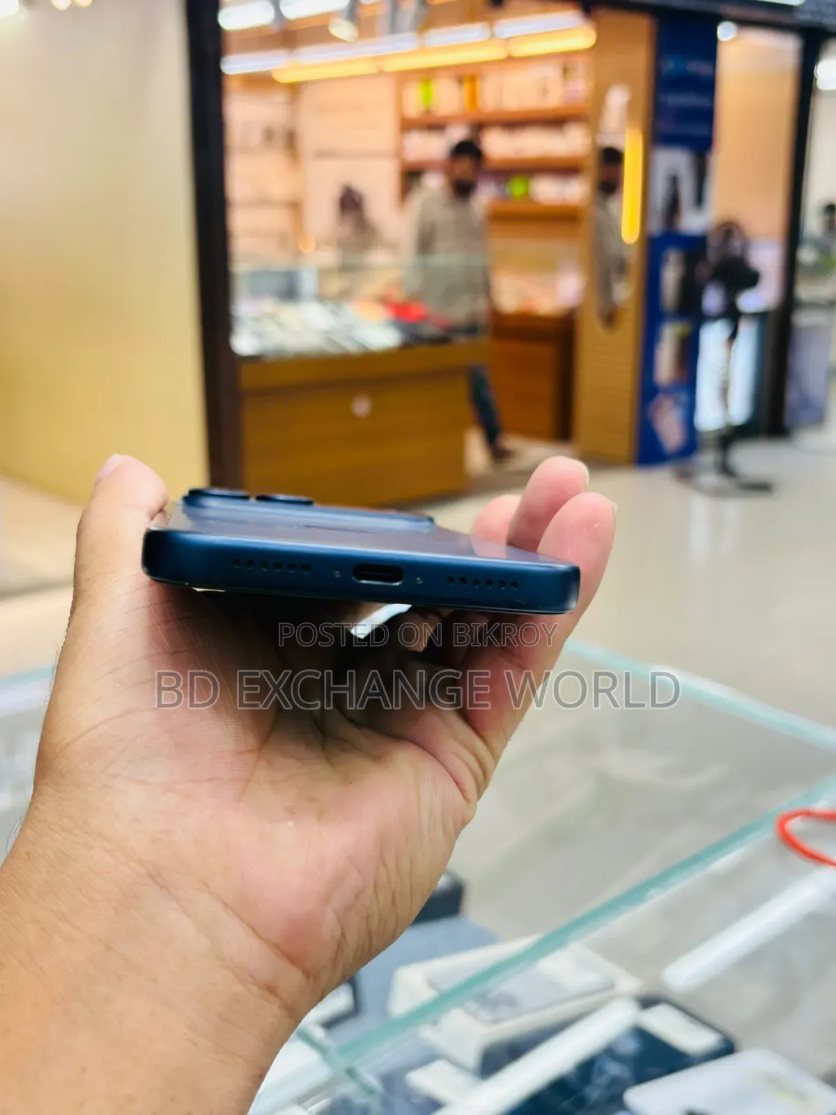 অ্যাপল আইফোন ১৭ প্রো ম্যাক্স ২৫৬ জিবি নীল