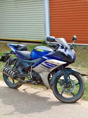Yamaha 2017 Blue