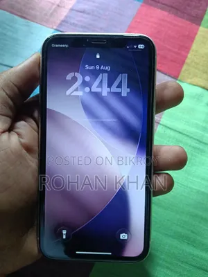 অ্যাপল আইফোন ১১ ৬৪ জিবি সাদা