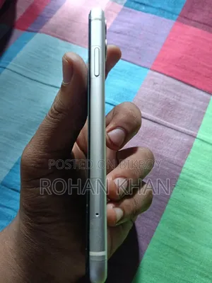অ্যাপল আইফোন ১১ ৬৪ জিবি সাদা