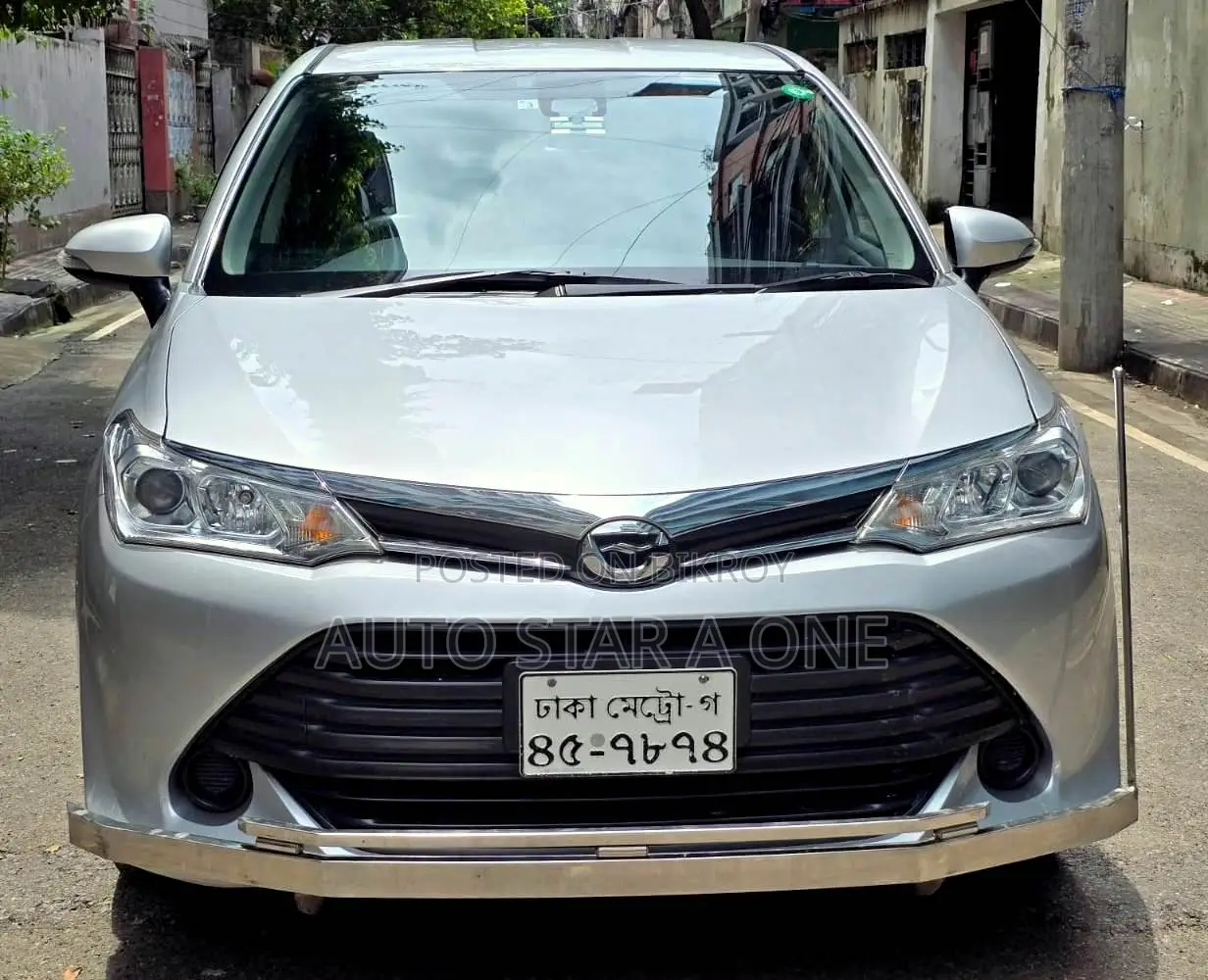 Toyota Corolla Fielder 1.5 Petrol All-Wheel Drive 2016 Silver
