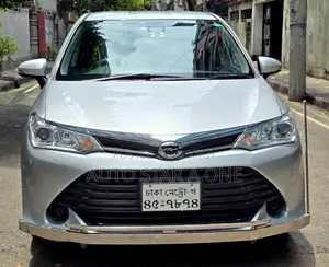 Toyota Corolla Fielder 1.5 Petrol All-Wheel Drive 2016 Silver