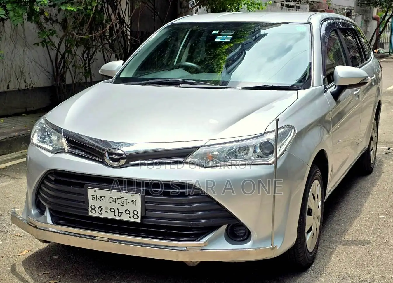 Toyota Corolla Fielder 1.5 Petrol All-Wheel Drive 2016 Silver
