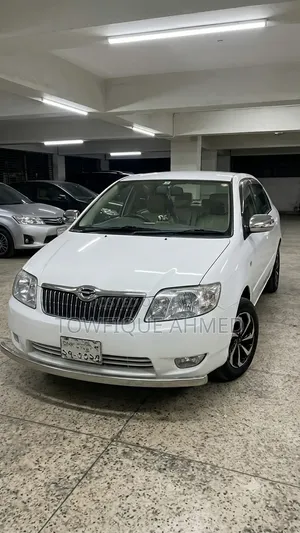 Toyota Corolla Sedan Automatic 2004 White