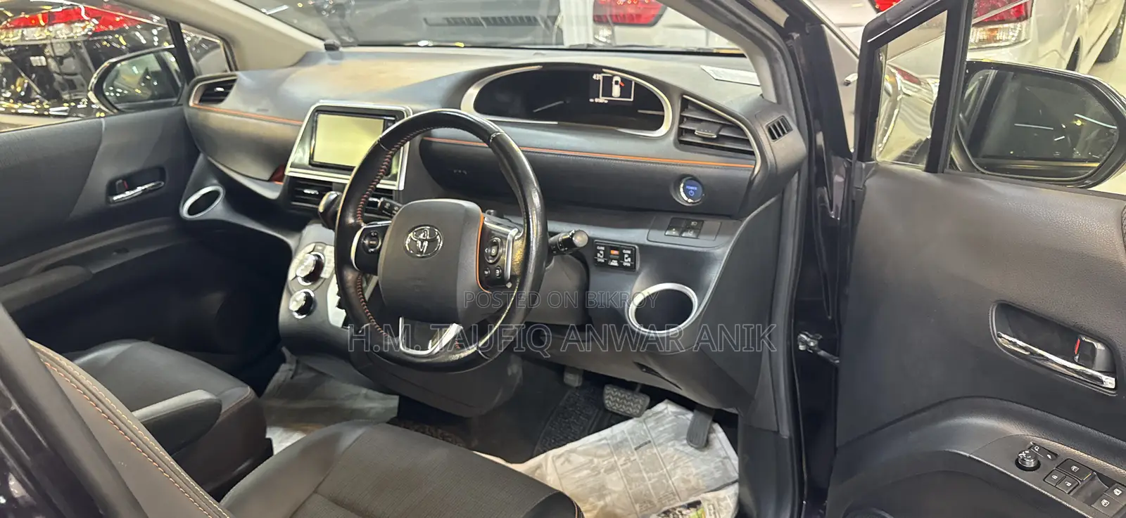 Toyota Sienta 1.5 AWD (6-Seater) 2018 Purple