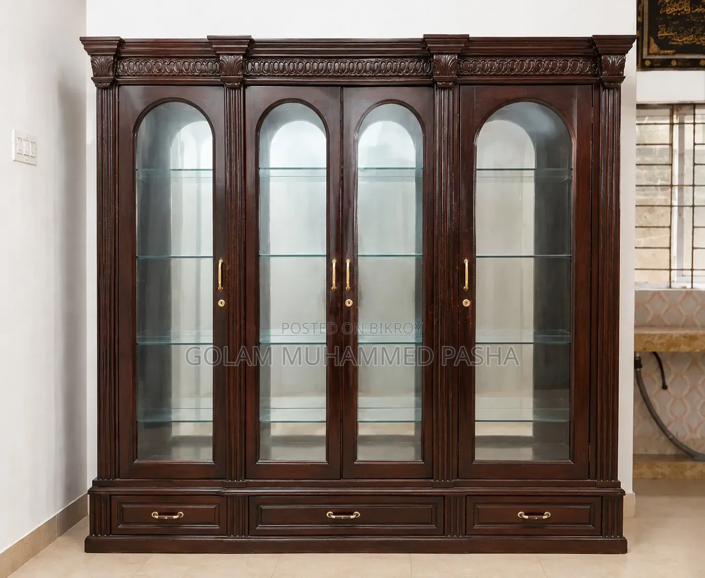 Showcase for Living Room
