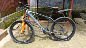 একটি গিয়ার সাইকেল বিক্রি করা হবে।