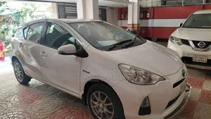 Toyota Aqua 2014 White