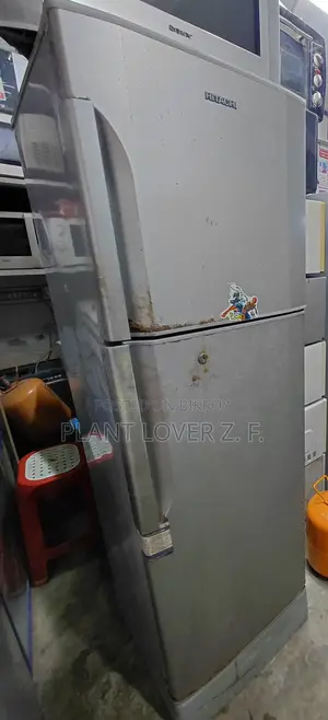 Hitachi 12 SFT Used Fridge for Sale