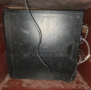 Desktop Computer 2GB Intel Core 7 HDD 500GB