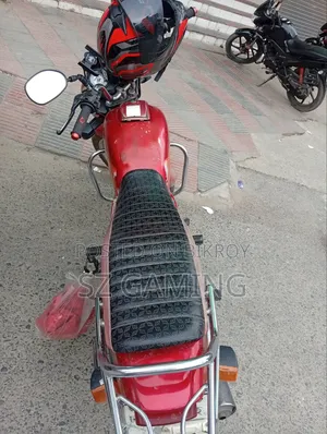 হিরো স্প্লেন্ডার প্লাস ২০১৫ লাল