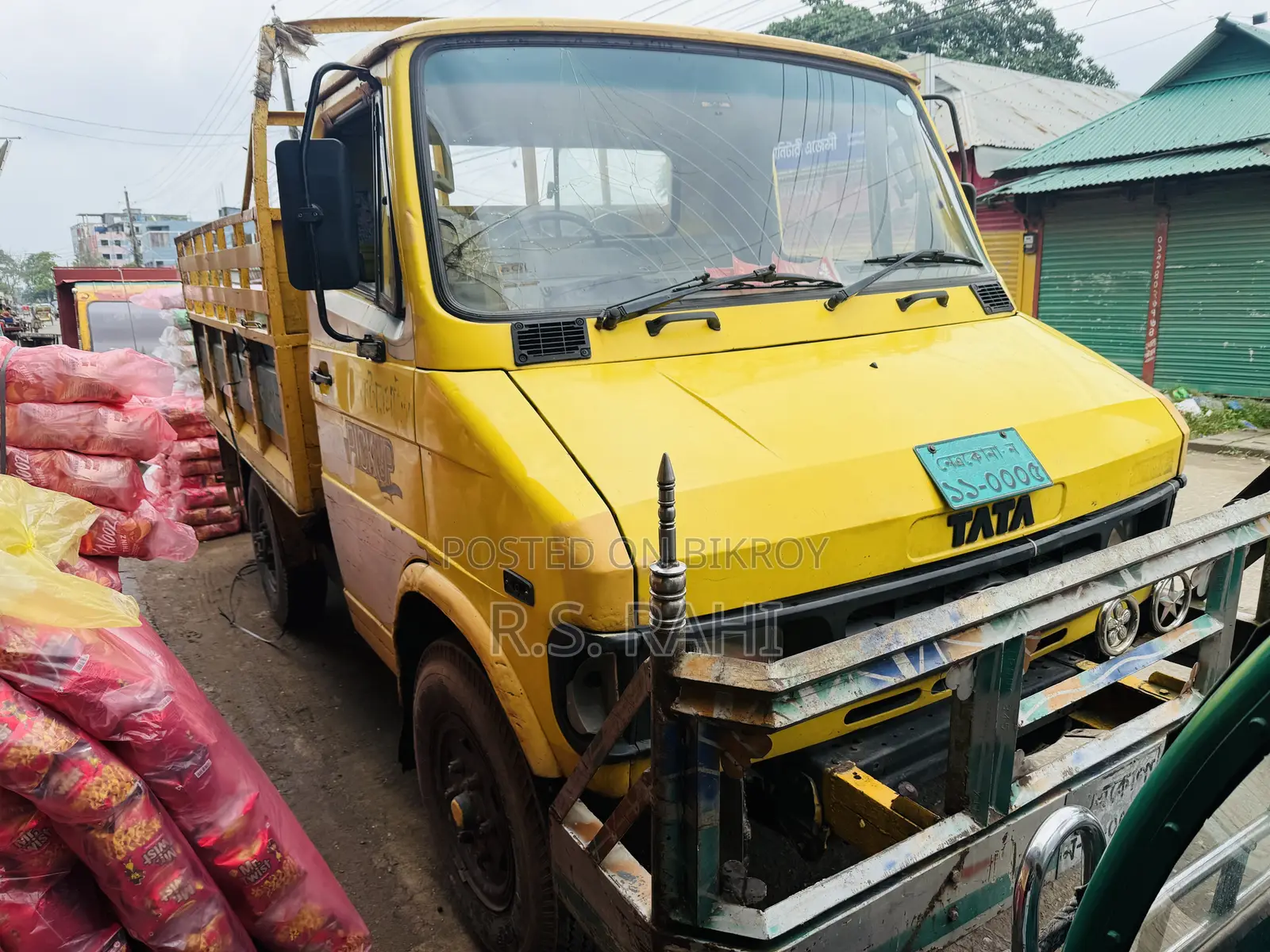TATA 407 Pickup Truck