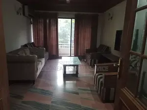 গুলশানের অনিক রিয়েল এস্টেটে সজ্জিত ৩-বেডরুমের অ্যাপার্টমেন্ট ভাড়ার জন্য