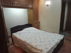 গুলশানের অনিক রিয়েল এস্টেটে সজ্জিত ৩-বেডরুমের অ্যাপার্টমেন্ট ভাড়ার জন্য