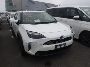 Toyota Yaris Cross 2021 Pearl