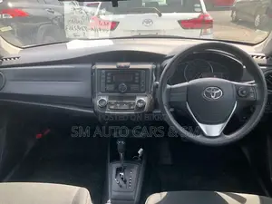 টয়োটা অ্যাক্সিও ২০২১ হোয়াইট