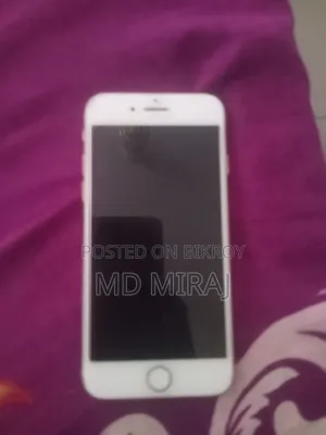 অ্যাপল আইফোন ৮ ৬৪ জিবি হোয়াইট