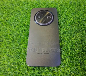 Tecno Spark 30C 128 GB Black