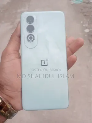 ওয়ানপ্লাস নর্ড সিই৪ ১২৮ জিবি