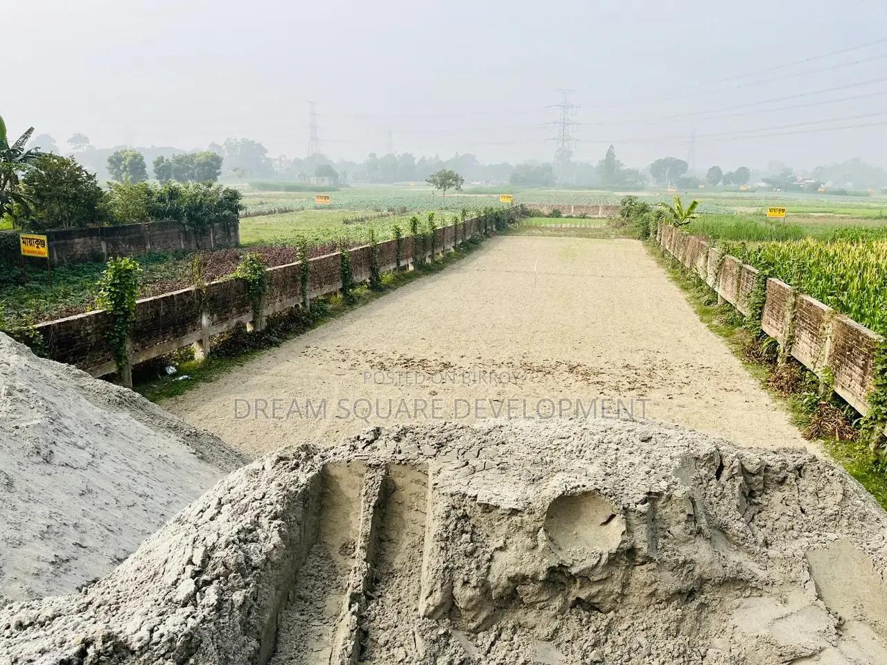 Mayakunja Model Town I Land in Dhaka Universe Group