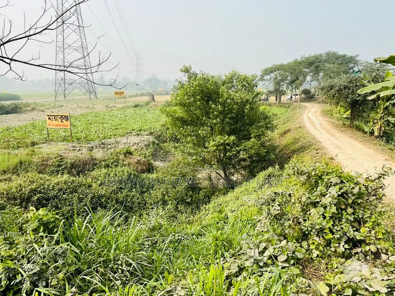 Mayakunja Model Town I Land in Dhaka Universe Group